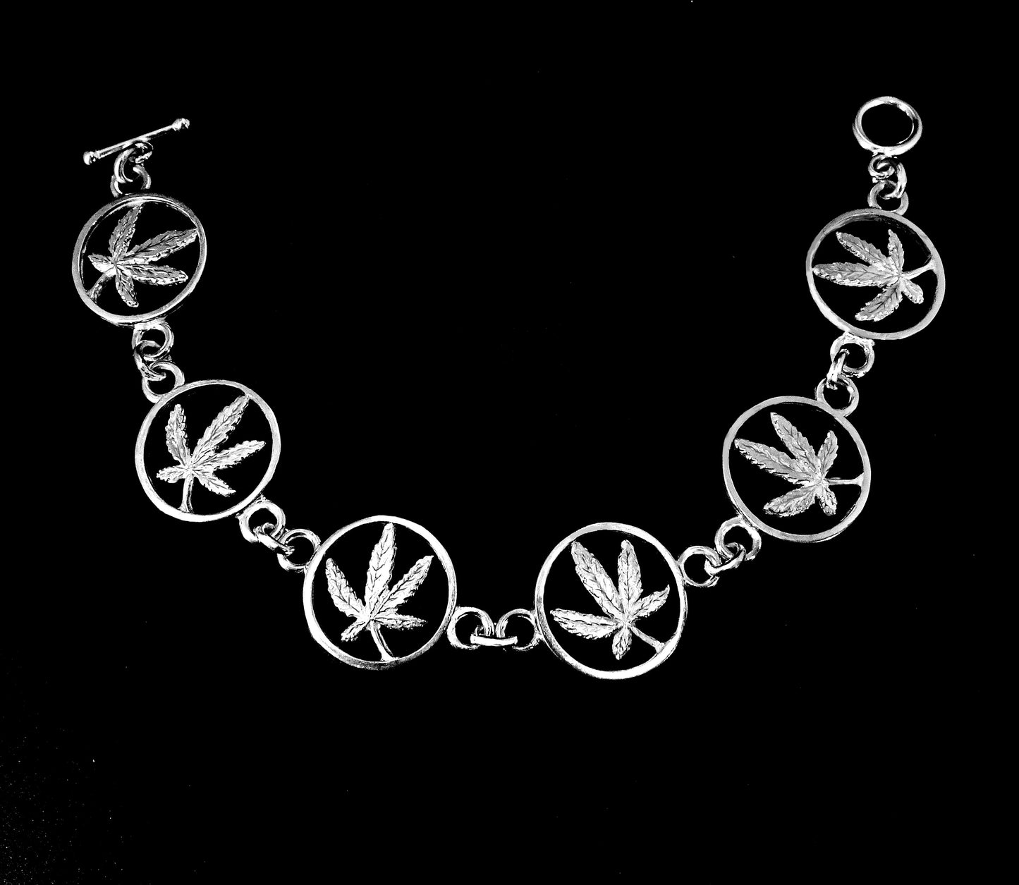 CANNABIS LEAF-CHAIN LINK STERLING SILVER BRACELET
