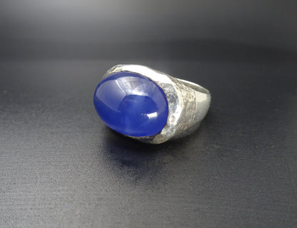 BLUE STONE LENGTHWISE ACROSS TOP OF RING STERLING SILVER image 0