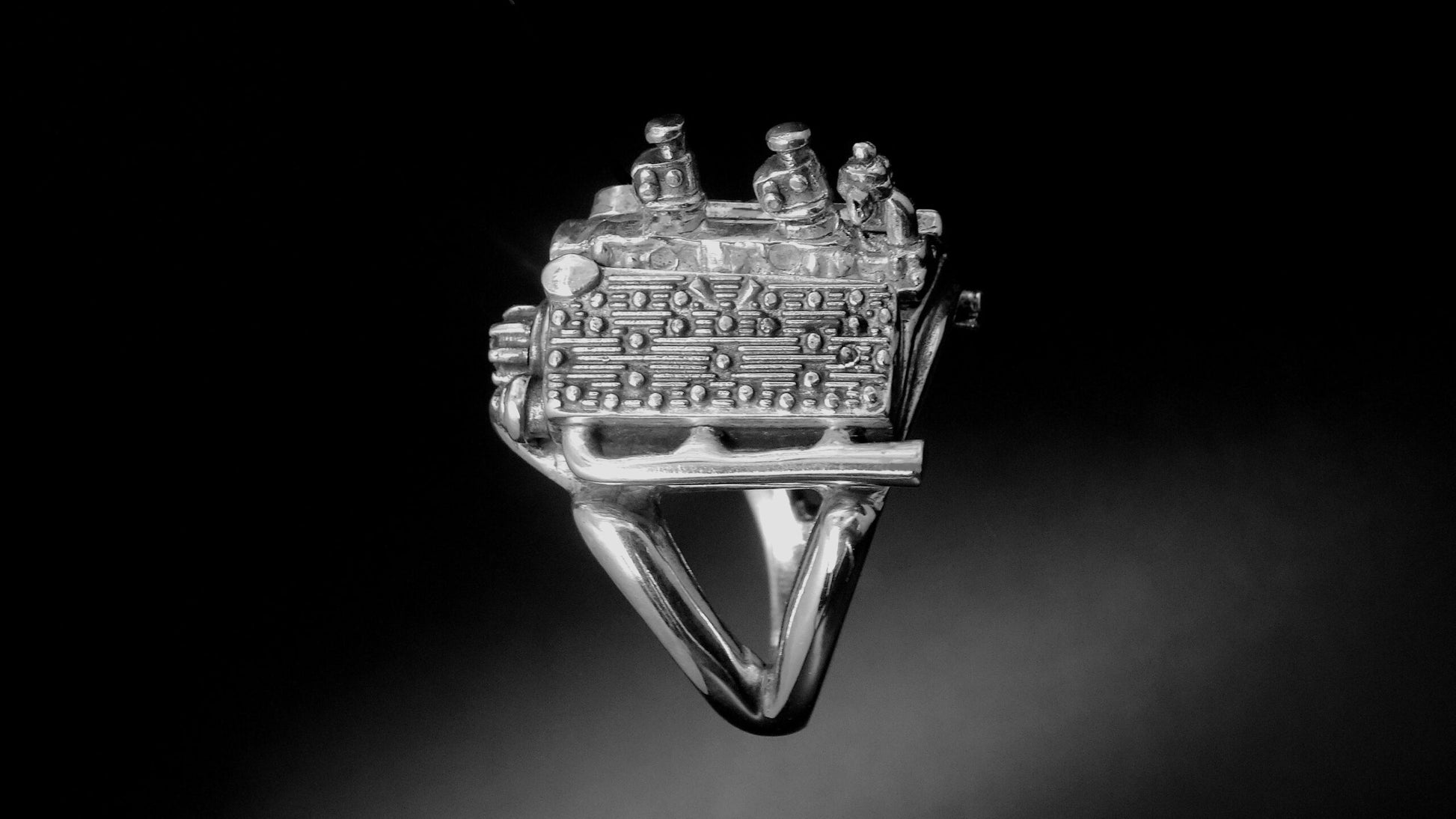 1932 FORD - MIDGET RACE CAR ENGINE RING STERLING SILVER image 1