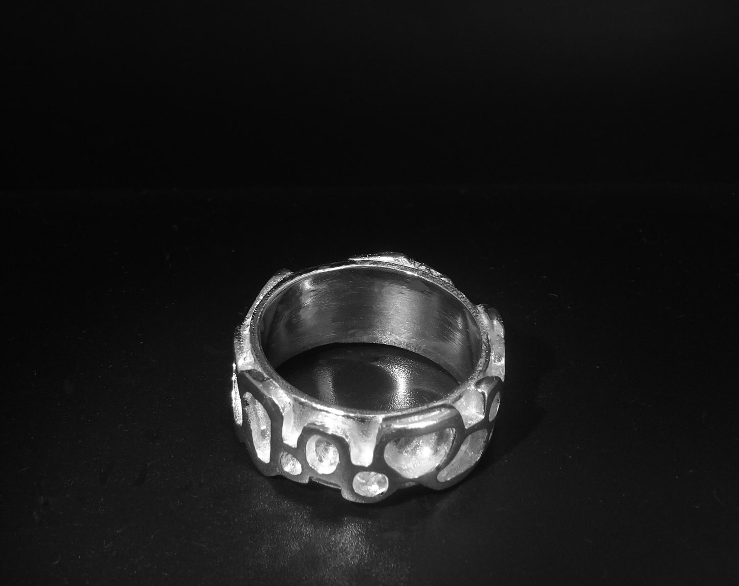 ABSTRACT STERLING SILVER BAND RING image 1