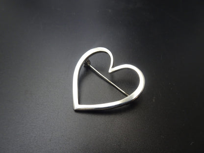 LARGE HEART BROACH-STERLING SILVER (92.5) image 1