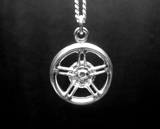 MAG WHEEL STERLING SILVER-PENDANT (92.5) image 0