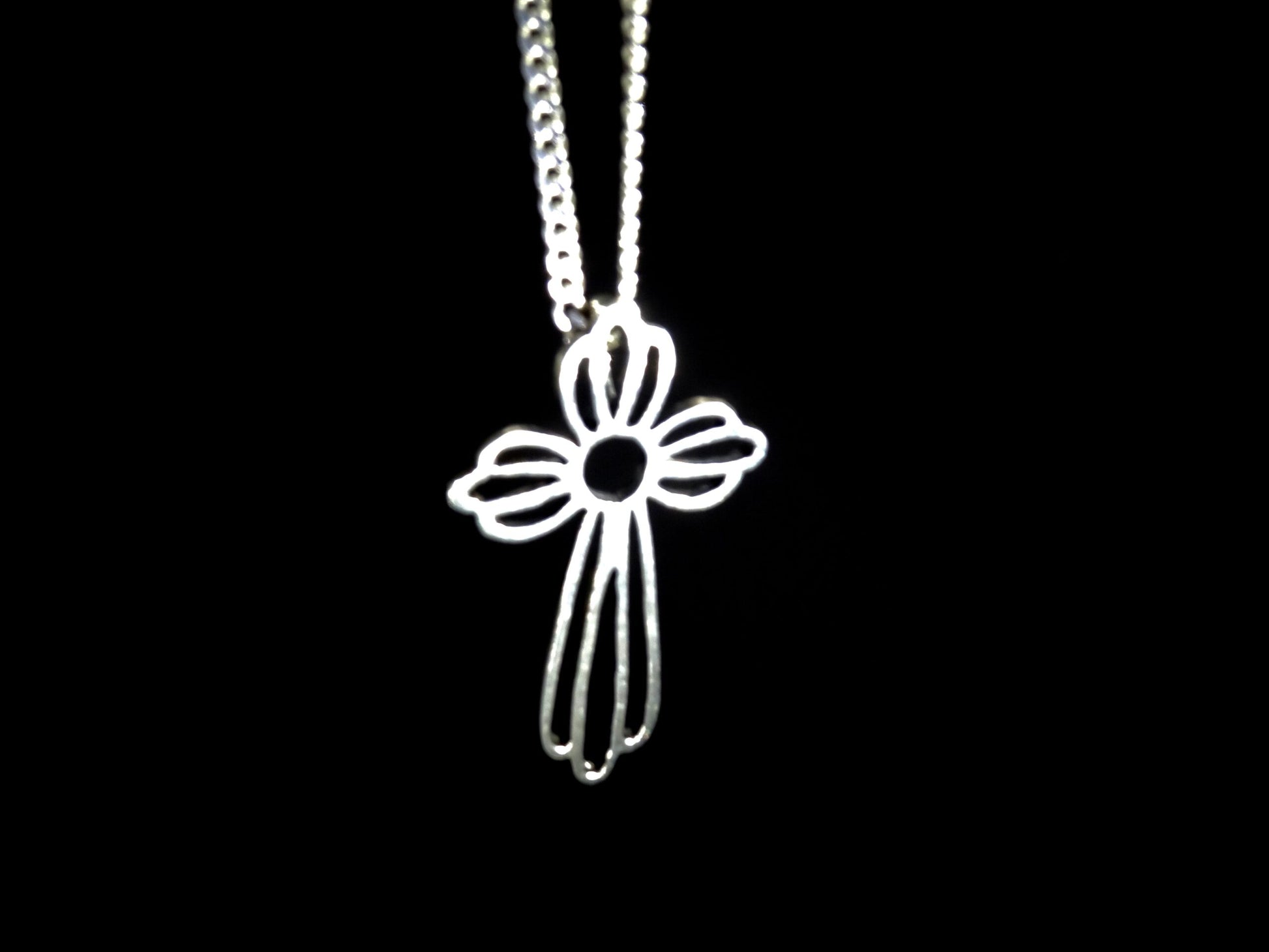 ANGEL CROSS STERLING SILVER (92.5) 18 INCH STERLING SILVER CHAIN image 0