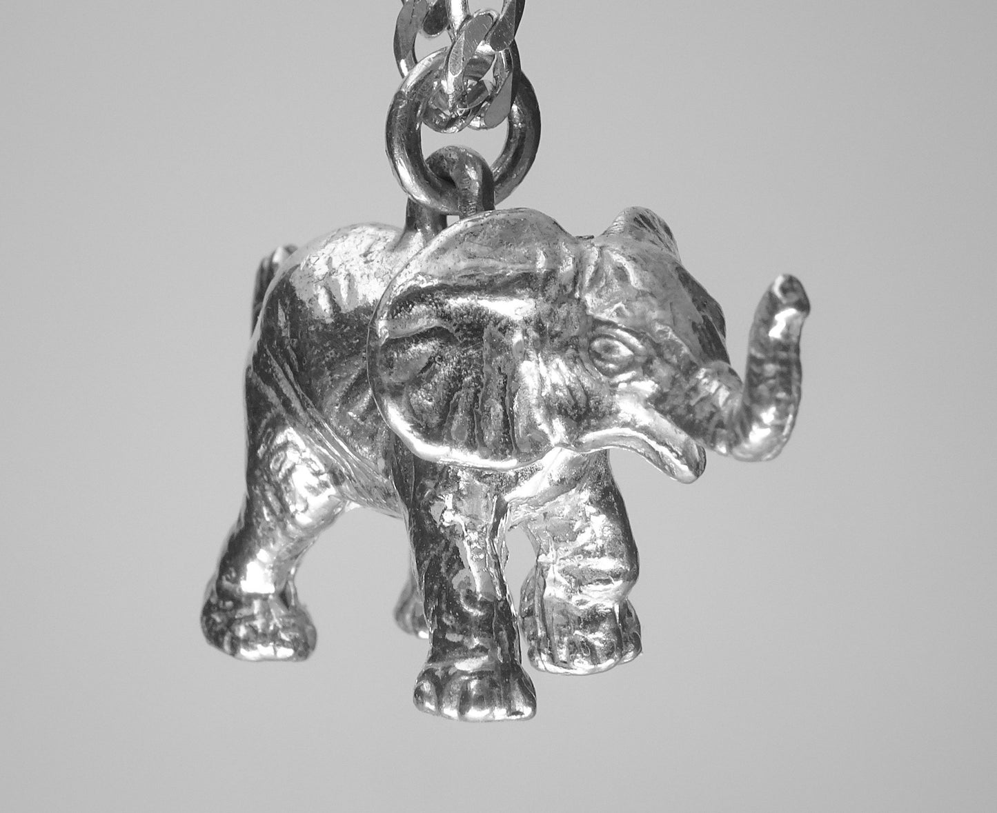 ELEPHANT STERLING SILVER PENDANT image 1