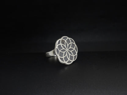 PIN WHEEL RING-STERLING SILVER image 0