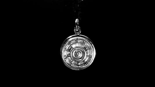 1962 CORVETTE HUB CAP CHARM STERLING SILVER (92.5) image 0