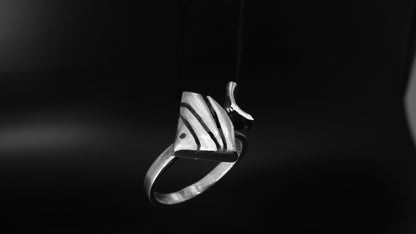 FISH ON TOP OF STERLING SILVER RING BAND image 0