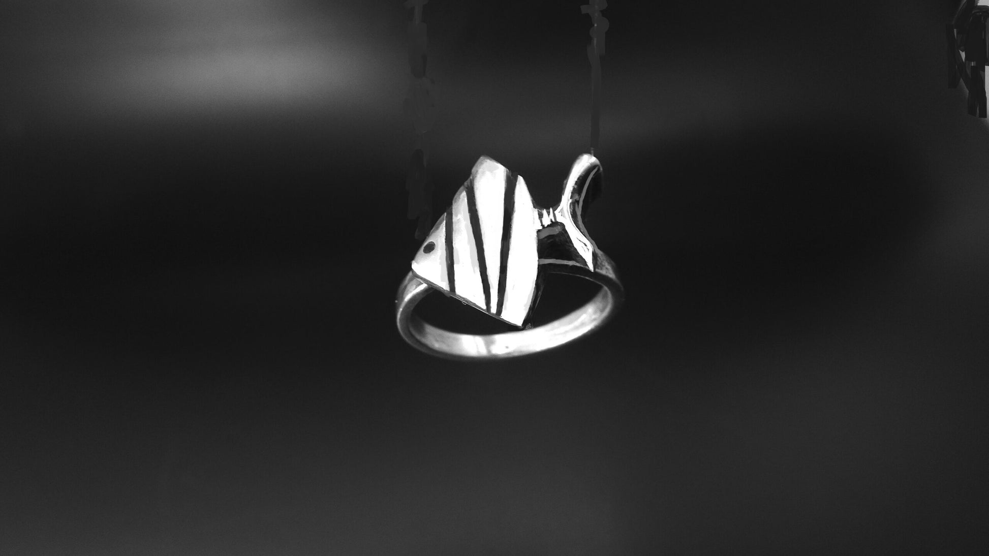 FISH ON TOP OF STERLING SILVER RING BAND image 1