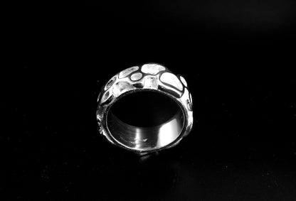 ABSTRACT STERLING SILVER BAND RING image 0