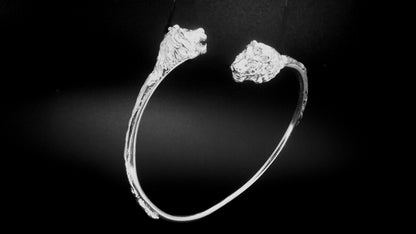 LION HEAD OPEN ROUND BANGLE BRACELET image 0